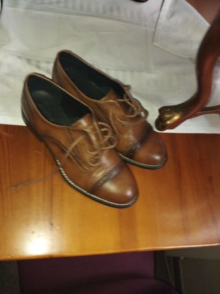 Zapatos de cordones marrones