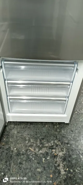 Nevera Combi Acero Inoxidable
NO FROST A+ 200 X 70