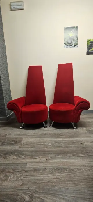 2 poltrone Philippe Starck in velluto rosso