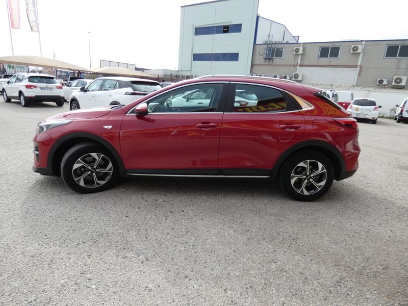 Kia XCeed 2021, foto 4
