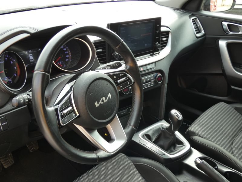 Kia XCeed 2021, foto 10