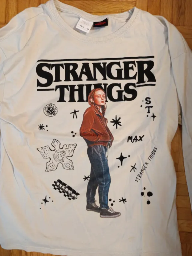 Camiseta stranger things niña