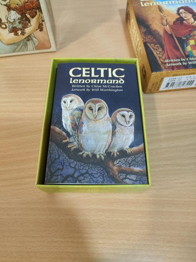 Tarot Mucha y Lenormand Celta