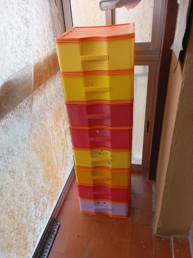 Cajonera de plástico 8 cajones