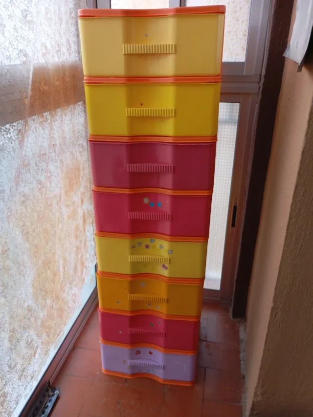 Cajonera de plástico 8 cajones