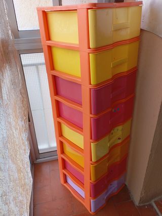 Cajonera de plástico 8 cajones