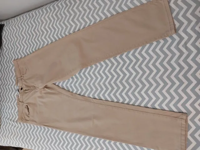 Pantalón de vestir tipo Chino Hombre