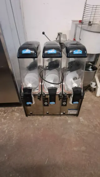 Máquina de granizados 3 depósitos