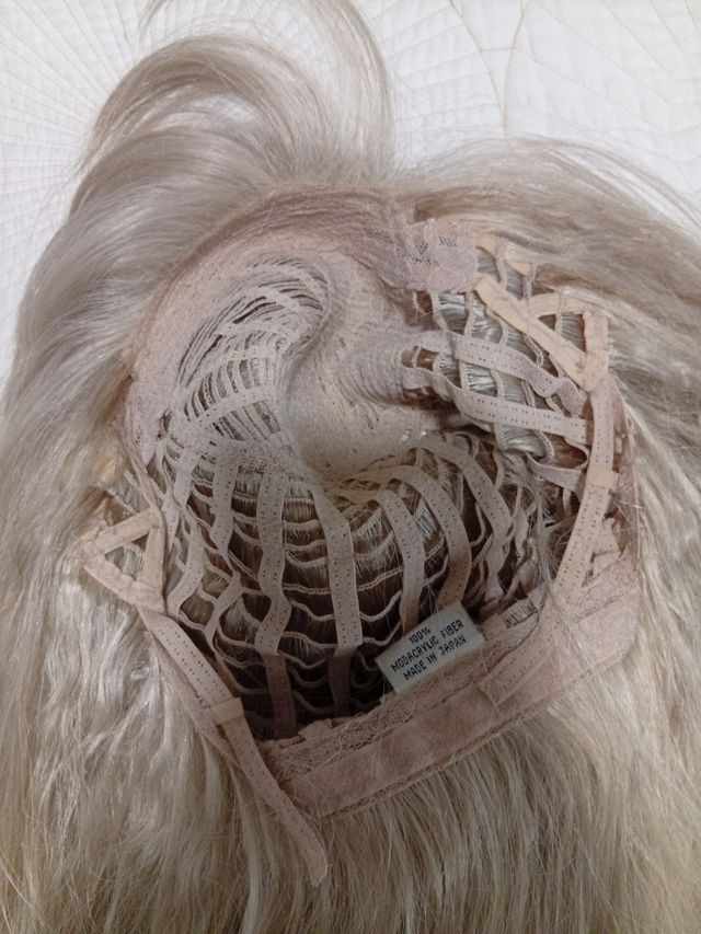 Peluca Rubia Beige y Dorada