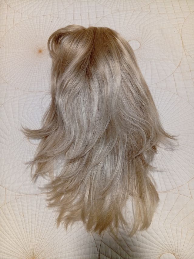 Peluca Rubia Beige y Dorada