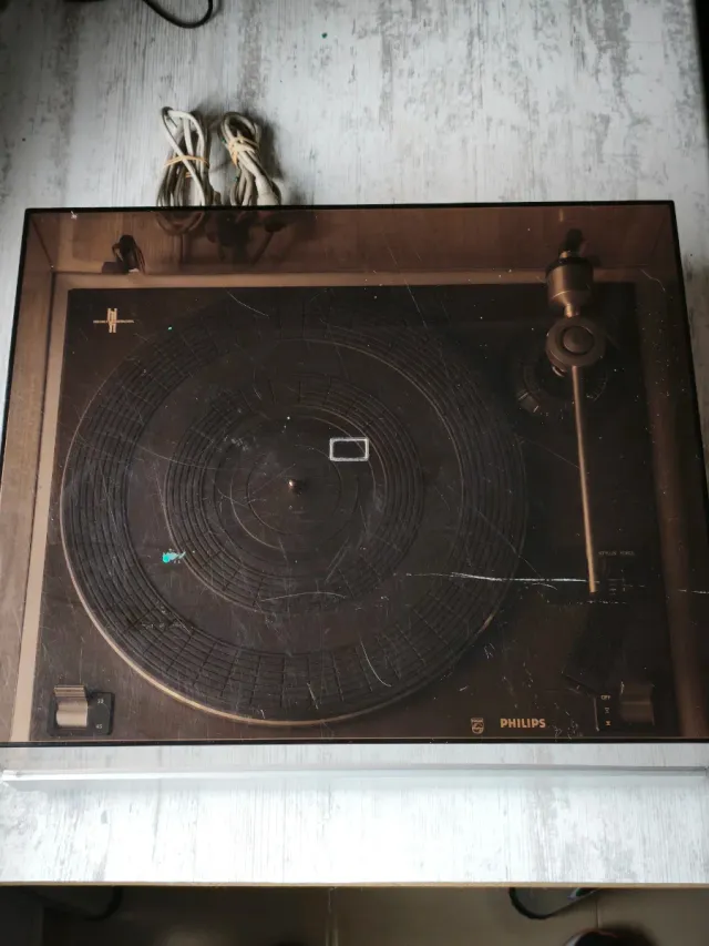 Giradischi Philips 437