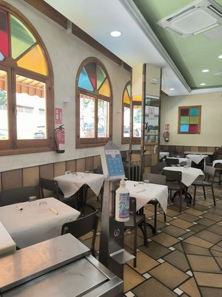 Local comercial en alquiler en Carlos Haya en Málaga