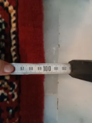 Alfombras beige y roja (2 unidades)