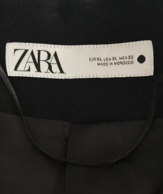 Traje pantalón y chaleco Zara negro