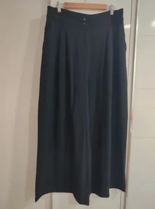 Traje pantalón y chaleco Zara negro