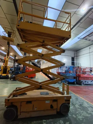 Tijera Eléctrica Haulotte Compact 10