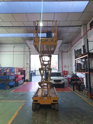 Tijera Eléctrica Haulotte Compact 10