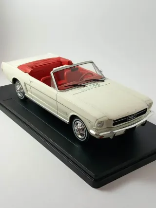 Ford Mustang Convertible  1965 Coleccionista 1:24