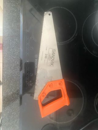 Sierra de mano SANDVIK 35 cm.