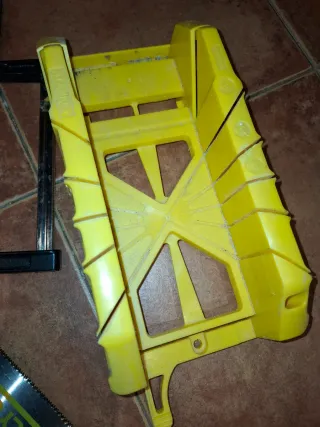 Sierra de calar WORKPRO + engrapadora tapicería +