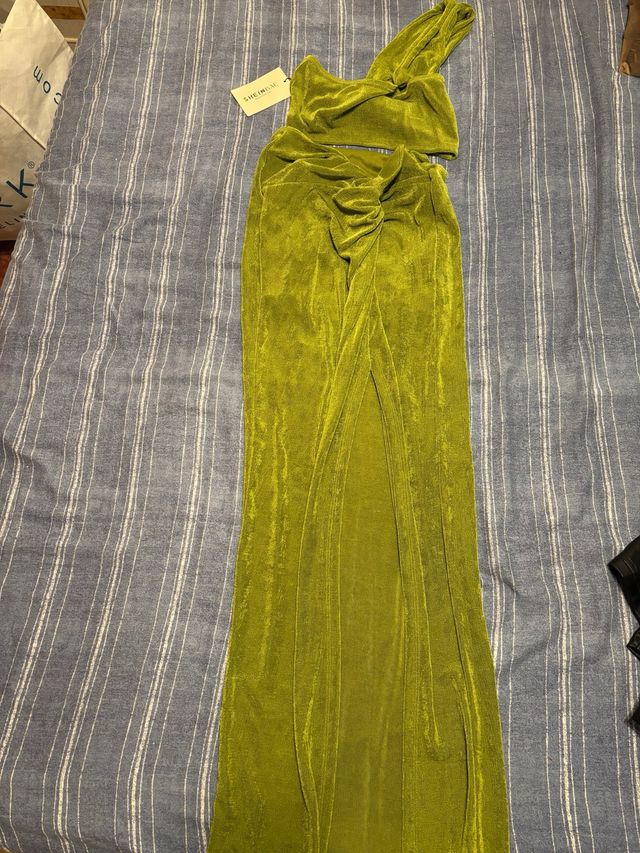 Conjunto SHEIN verde sin estrenar