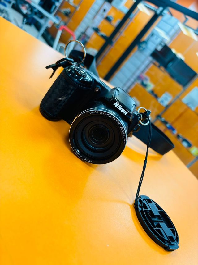 CAMARA NIKON COOLPIX L330