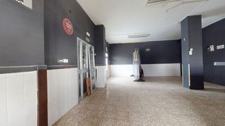 Local comercial en venta en Las Lagunas en Mijas