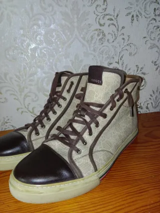 Sneakers Gucci beige e marroni