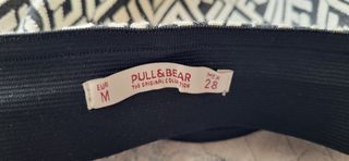 Falda midi geométrica