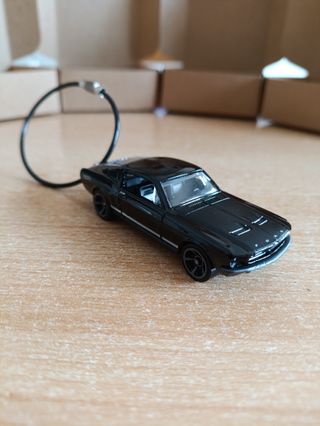 Portachiavi su base hot wheels o matchbox