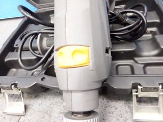 Taladro Percutor Titan 710W con maletín