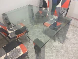 Mesa de comedor cristal y metal