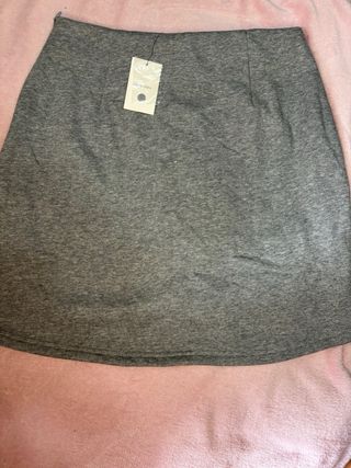 Falda gris botones talla L