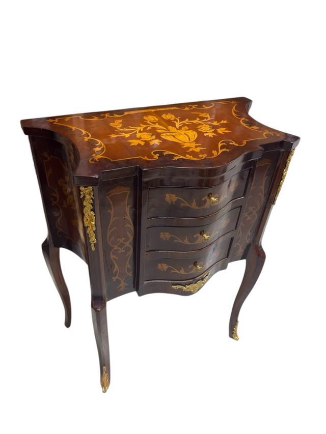  Mesitas de Noche con incrustaciones 