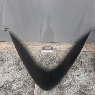 Maleta, soporte y cúpula GIVI para Yamaha TMAX 500