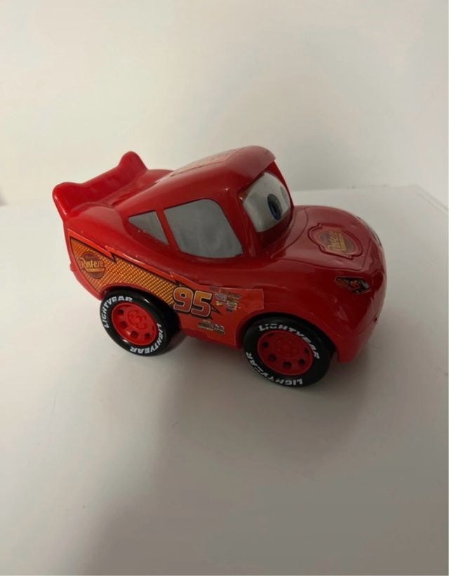 Coche Rayo McQueen Musical