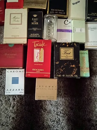 Lote miniaturas de perfume, totalmente llenas.