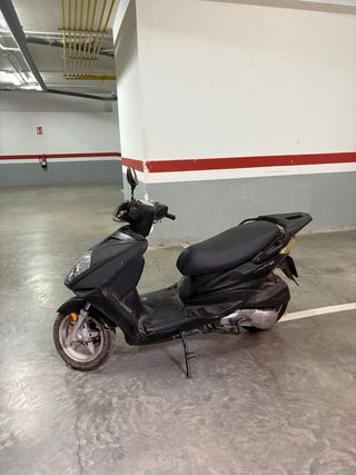 Daelim Delfino 125 Scooter