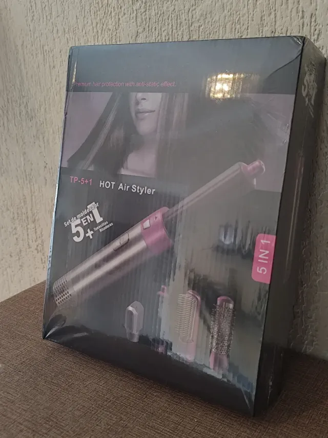 Secador de pelo con 5 accesorios (5x1)