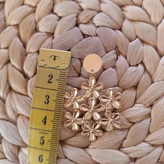 Pendientes Acero Inoxidable Flor Dorados