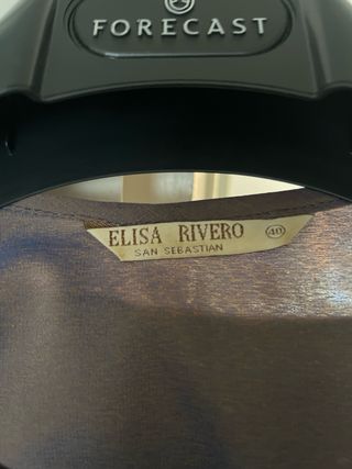 Chaqueta con capucha Elisa Rivero talla 40