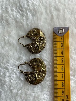 Bracciale e orecchini vintage metallo dorato