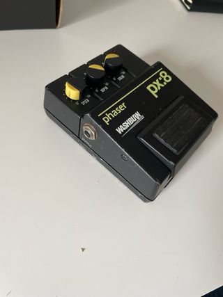 Washburn PX-8 Phaser Analógico