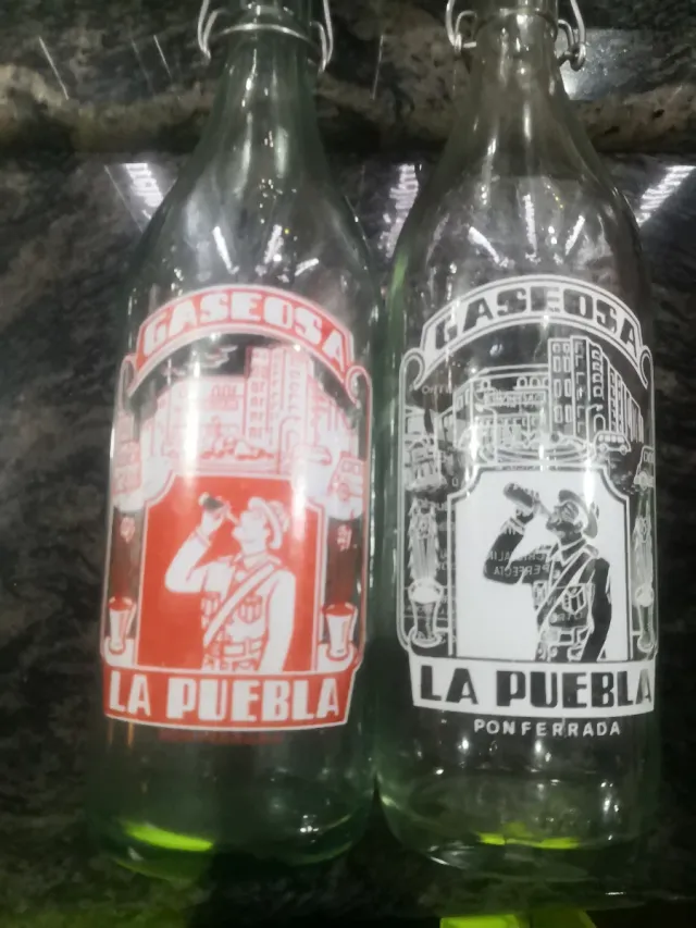 Garrafa de refrigerante antiga