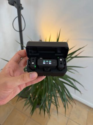 DJI Mic Micrófono Inalámbrico (2TX + 1RX)