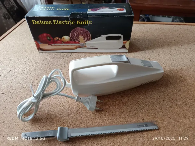 Cuchillo Eléctrico Deluxe