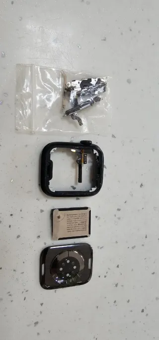 Apple Watch 8 41mm A2770 piezas