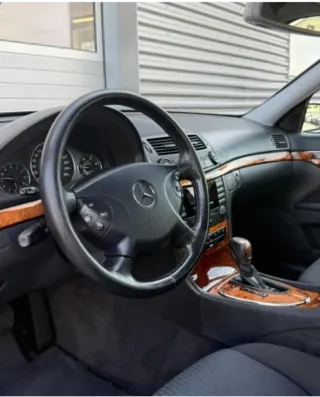 Mercedes-Benz Clase E 2004
