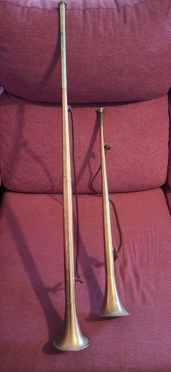 Trompetas antiguas cobre y bronce