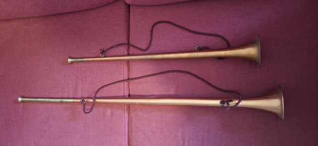 Trompetas antiguas cobre y bronce